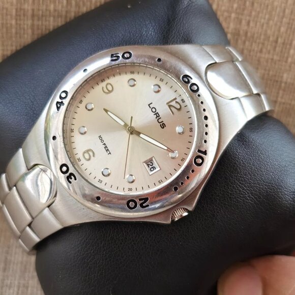 Lorus Men Wristwatch Date Calendar Watch Quartz Analog Silver Tone Wrist Watch - Picture 2 of 11